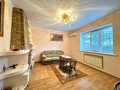 дом по адресу Центральна