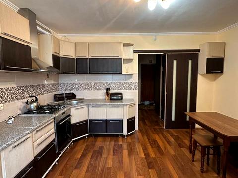 квартира за адресою Тролейбусна вул., 22