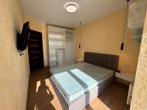 квартира за адресою Мольєра вул., 77