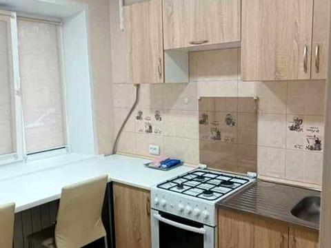 квартира за адресою Вавилових вул., 18