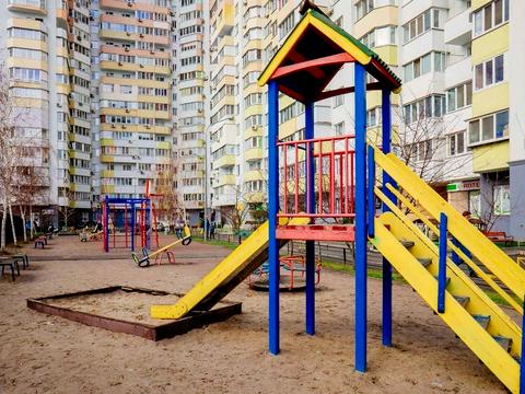 квартира по адресу Драгоманова ул., 6/1