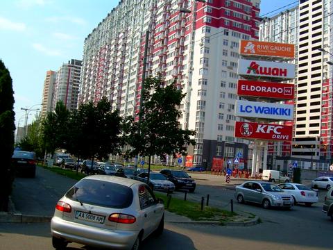 квартира по адресу Драгоманова ул., 6/1