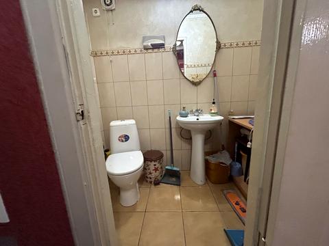 комерційна за адресою Вінниця, Театральна вул., 4