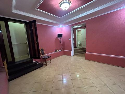 комерційна за адресою Вінниця, Театральна вул., 4