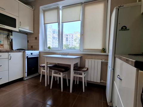 квартира за адресою Рональда Рейгана вул. (Теодора Драйзера), 10