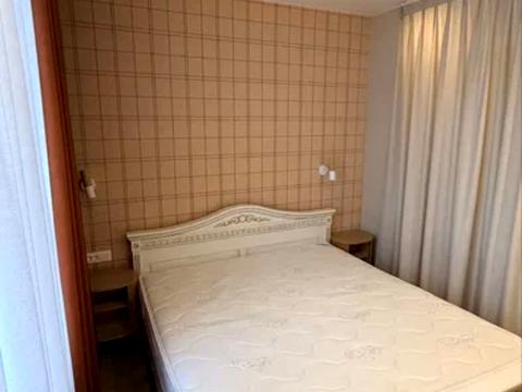 квартира за адресою Краснова вул., 1-В