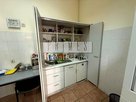 коммерческая по адресу Лютеранская ул., 4