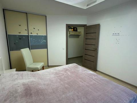 квартира за адресою Голосіївський просп. (40-річчя Жовтня), 124 к1