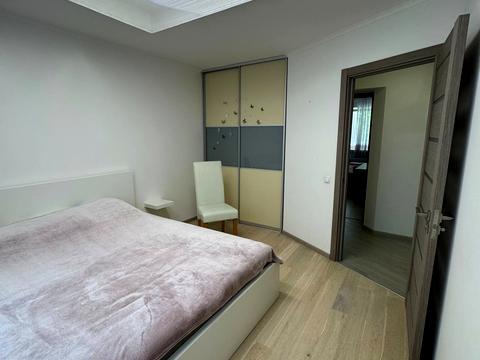 квартира за адресою Голосіївський просп. (40-річчя Жовтня), 124 к1