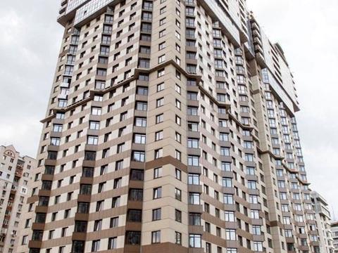 комерційна за адресою Андрія Верхогляда вул. (Михайла Драгомирова), 14-А