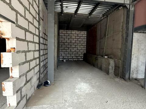 комерційна за адресою Андрія Верхогляда вул. (Михайла Драгомирова), 14-А