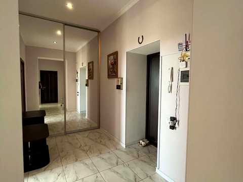 квартира за адресою Хантадзе вул., 4