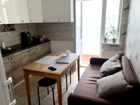 квартира за адресою Анни Ахматової вул., 22