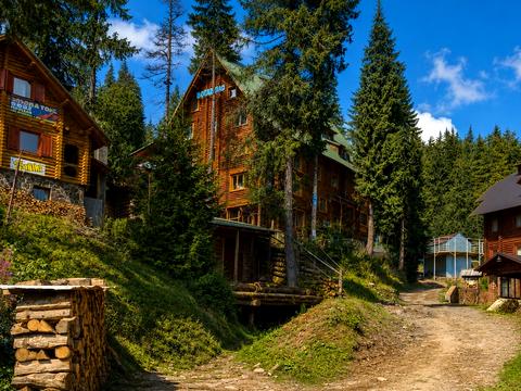 комерційна за адресою полонина драгобрат, 36