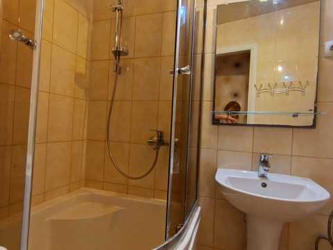 квартира за адресою Семінарська вул., 26/28