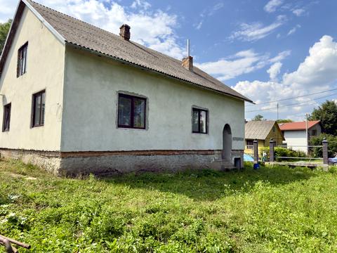будинок за адресою с. Глуховичі, Банаха, 10