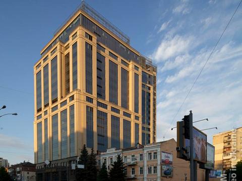 комерційна за адресою Князів Острозьких вул. (Московська), 32/2