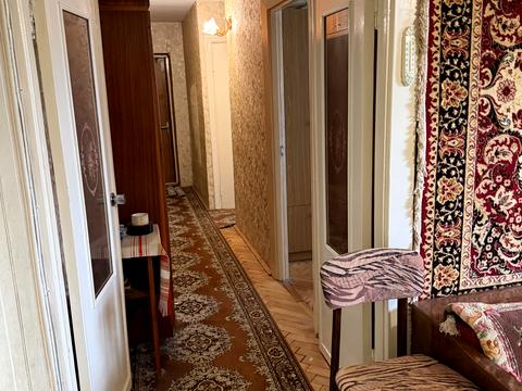 квартира за адресою Євгена Коновальця вул. (), 4