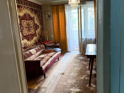 квартира за адресою Євгена Коновальця вул. (), 4