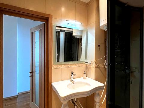 квартира за адресою Митрополита Андрея Шептицького вул. (Анатолія Луначарського), 10