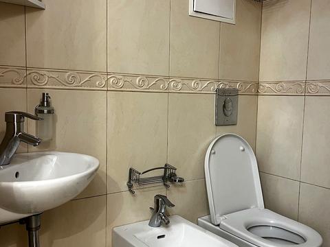 квартира за адресою Митрополита Андрея Шептицького вул. (Анатолія Луначарського), 10
