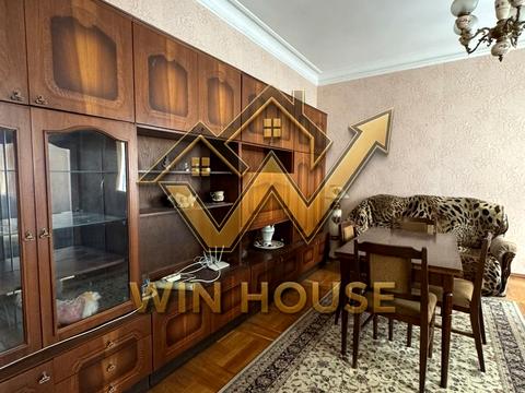 квартира за адресою Київ, Брюллова вул., 1