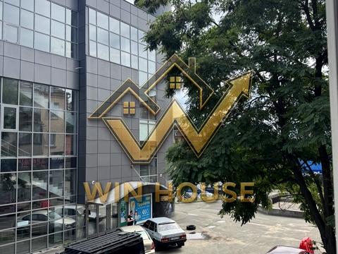 квартира за адресою Київ, Брюллова вул., 1