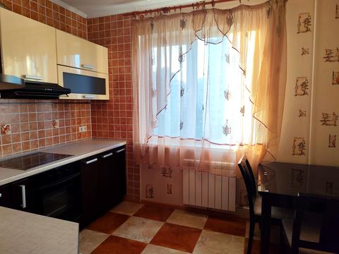 квартира за адресою Анни Ахматової вул., 16-В