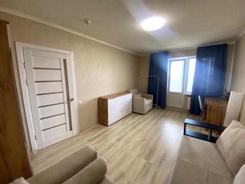 квартира за адресою Науки просп., 60-А