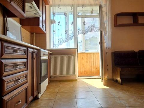 квартира за адресою Пустомити, Відродження вул., 1