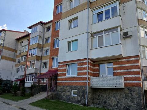 квартира за адресою Пустомити, Відродження вул., 1