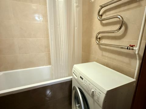 квартира за адресою Крушельницької вул., 1-А
