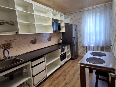 квартира по адресу Академика Заболотного ул., 12