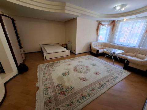 квартира за адресою Виконкомівська вул., 7