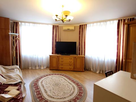 квартира по адресу Олены Пчилки ул., 2