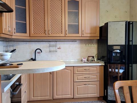 квартира по адресу Олены Пчилки ул., 2
