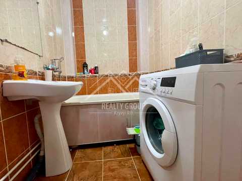 квартира по адресу Горняцкий микрорайон  (5-й микрорайон), 44