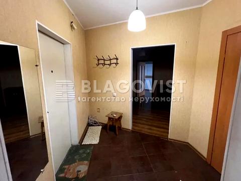квартира за адресою Київ, Єлизавети Чавдар вул., 4