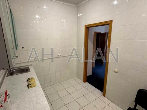 комерційна за адресою Лук'янівська вул., 1