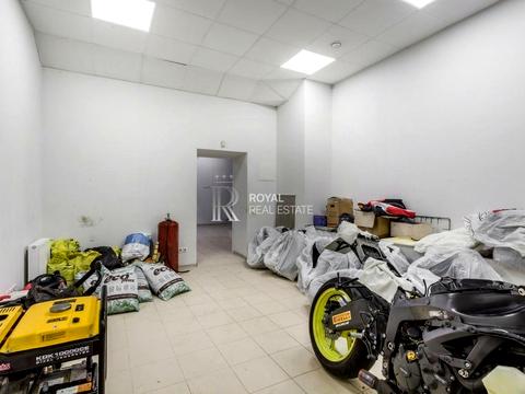 комерційна за адресою Антоновича вул. (Горького), 90-92