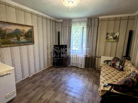будинок за адресою с-ще. Трійчате (Комсомольське), Залізнична, 21