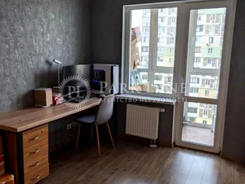 квартира за адресою Вишняківська вул., 4