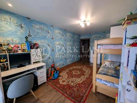 квартира за адресою Вишняківська вул., 4