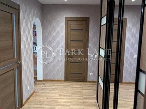 квартира за адресою Вишняківська вул., 4