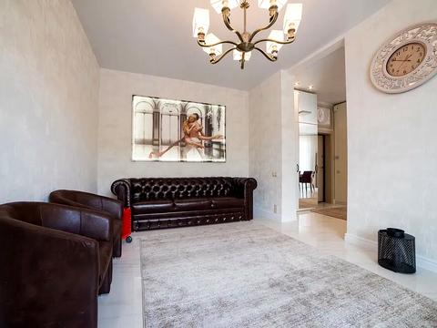 квартира за адресою Дегтярна вул., 11