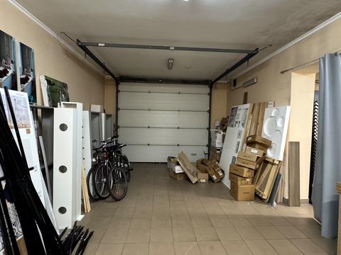 комерційна за адресою Покровська вул., 70б