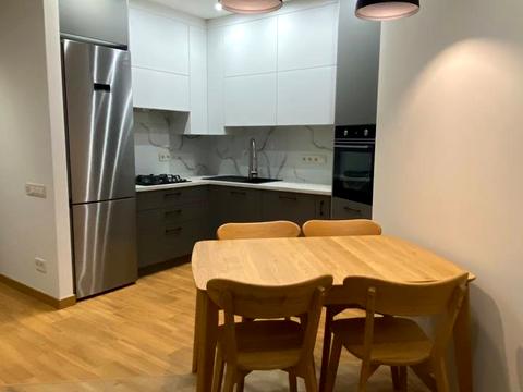 квартира за адресою Карла Мікльоша вул., 20-А