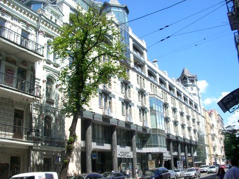 коммерческая по адресу Большая Житомирская ул., 20