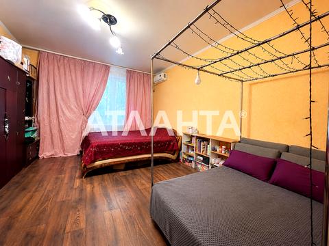 квартира за адресою Озерна вул., 7