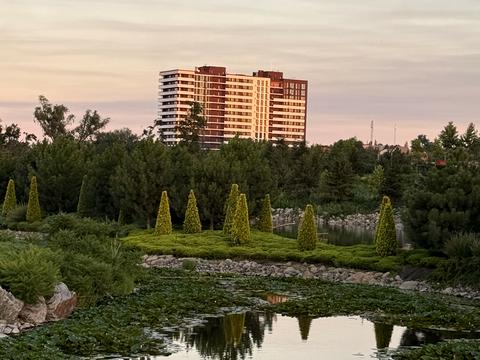 квартира за адресою Набережна Перемоги вул., (Будинок 1)